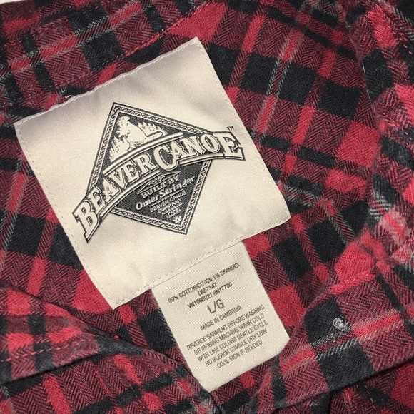 Beaver Canoe Red Black Buffalo Plaid Button Down - Picture 9 of 10